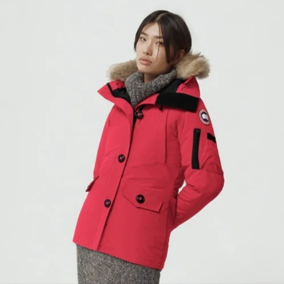 Canada Goose Montebello Parka Down Jacket With Fur Hood In Red Size S - Picture 1 of 15